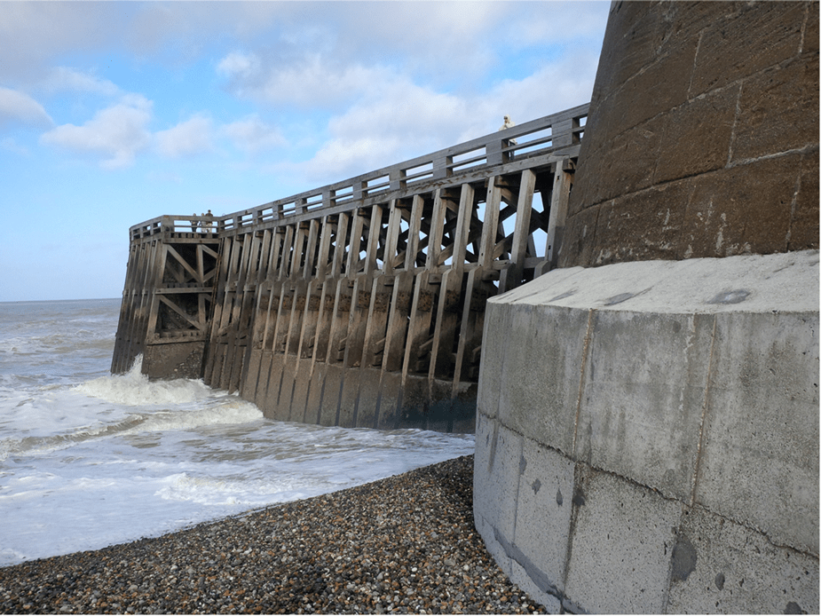 Jetée Ouest à Dieppe