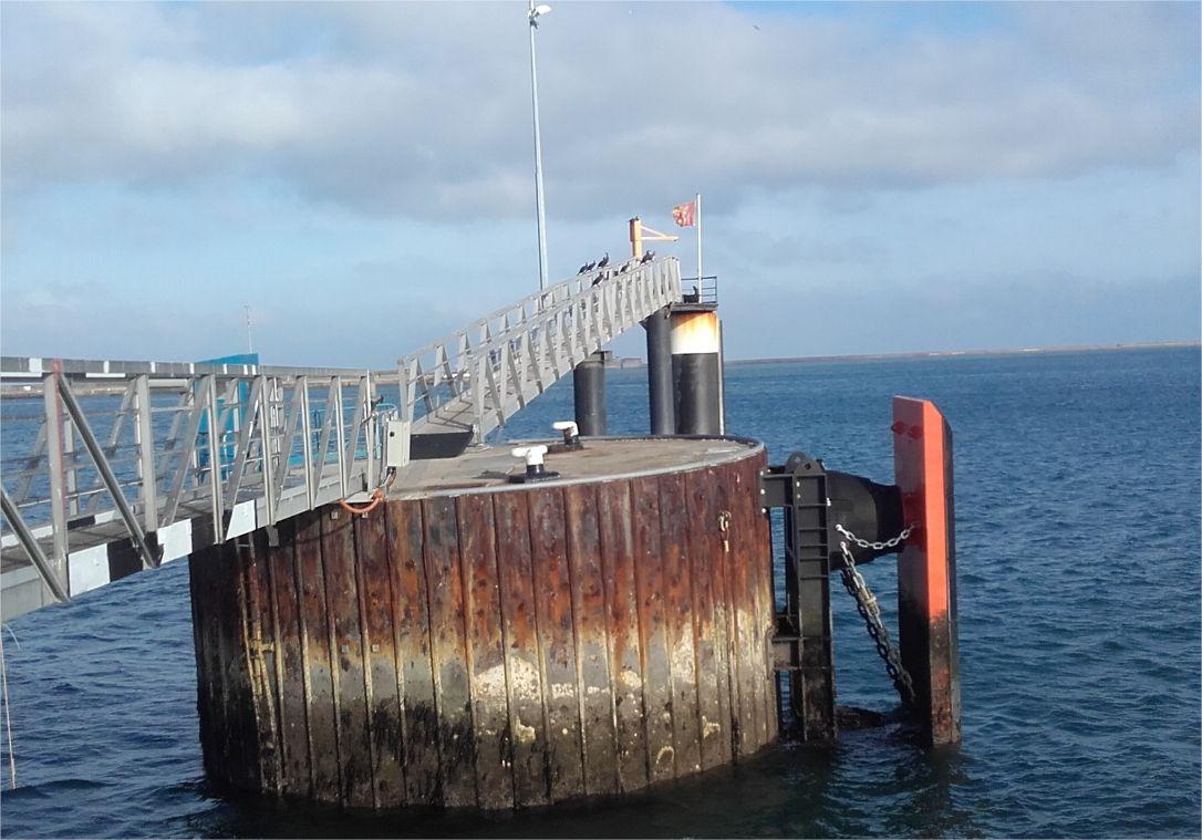 PortdeCherbourg-Transmanche-Croisiere-DucdAlbeAmarrage