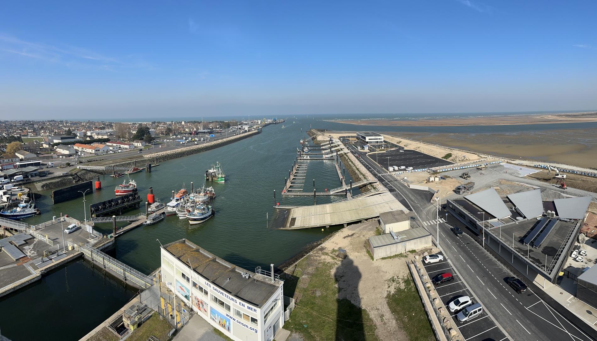 Avant port de Caen-Ouistreham