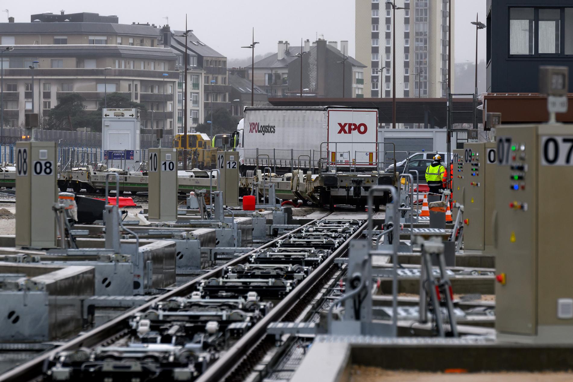 1er train d'essai ferroutage à Cherbourg
