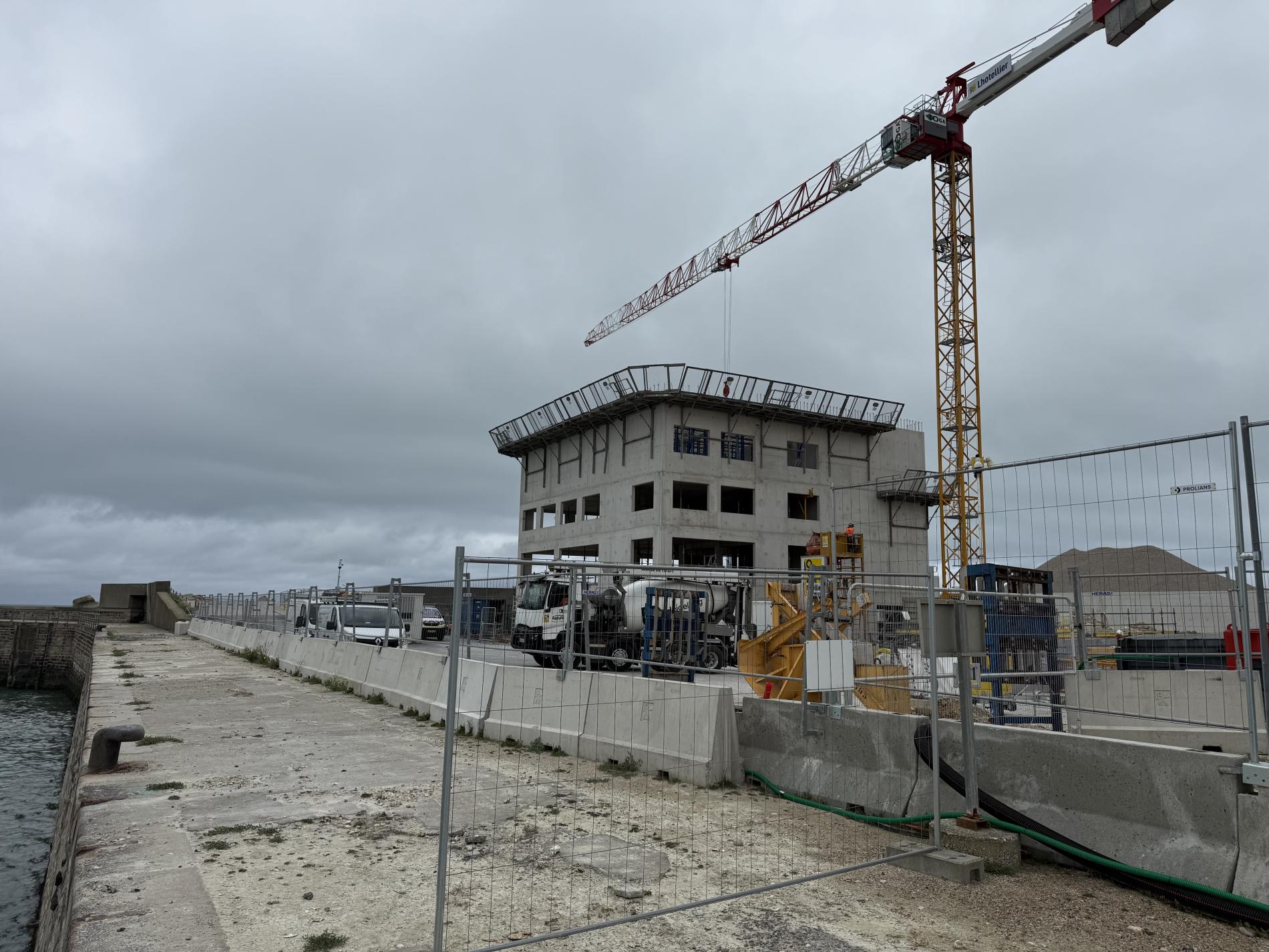 Construction base de maintenance